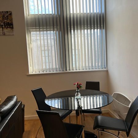 2 Bedroom City Centre Apartment 35 Victoria Street Ліверпуль Екстер'єр фото