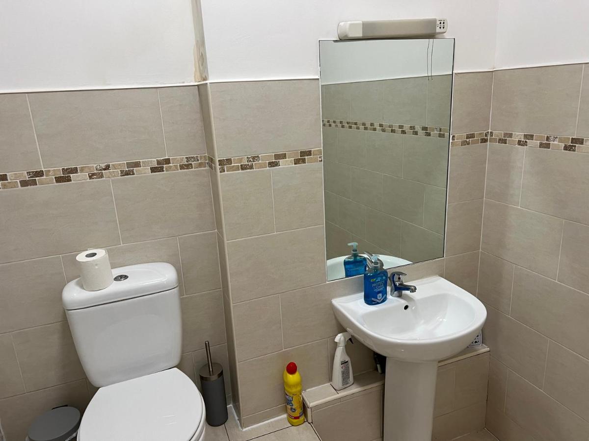 2 Bedroom City Centre Apartment 35 Victoria Street Ліверпуль Екстер'єр фото